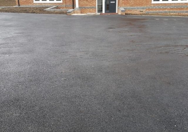 Smooth And Durable Tarmac Driveway