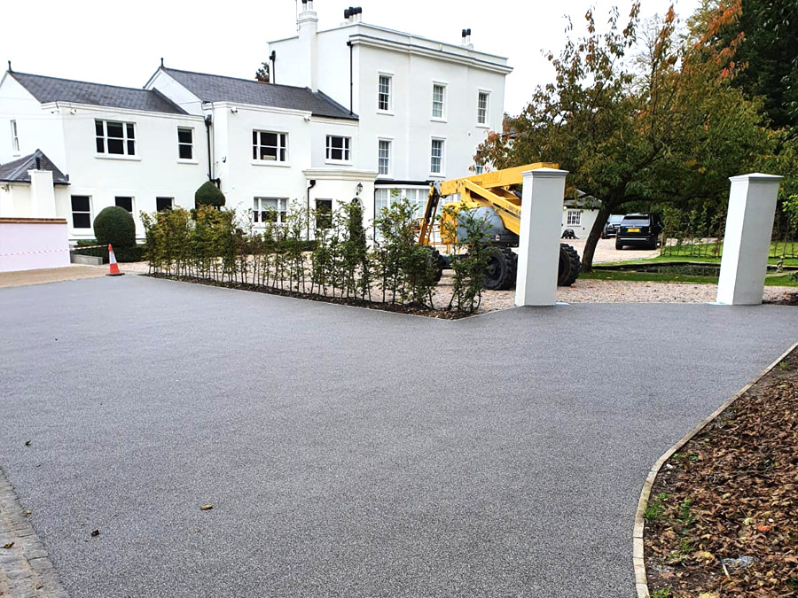 Driveway Design - Chigwell - Bestco Surfacing