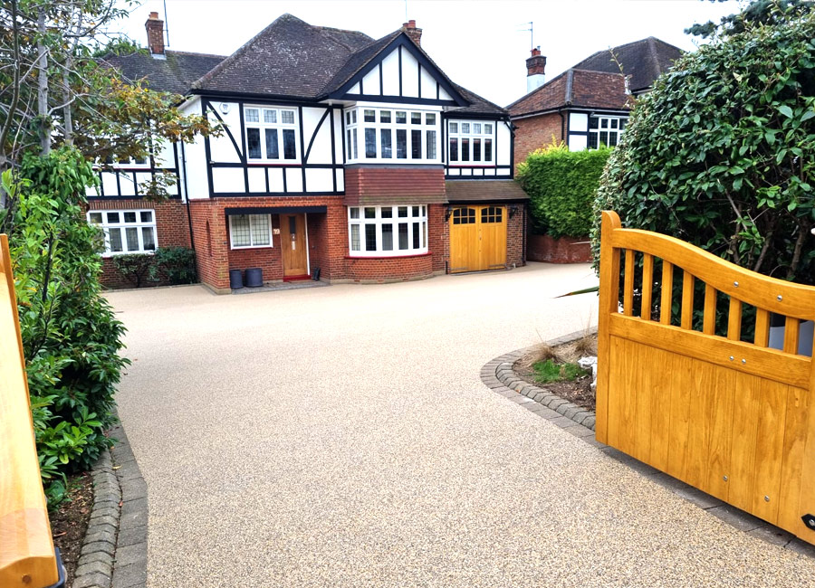 Local Driveway Contractor - Driveway Company Near me - London - Bestco Surfacing